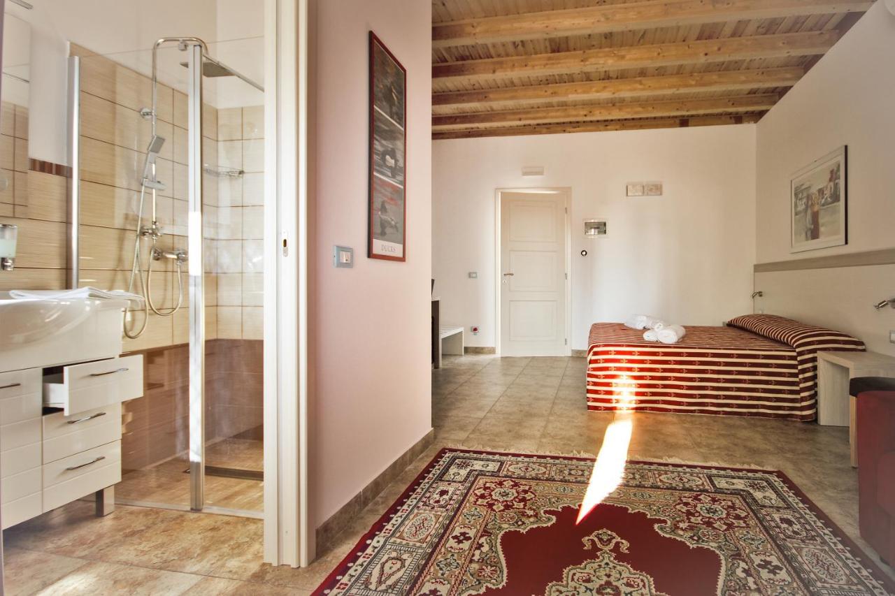 Il Sole Nel Mare - Lido Di Volano Bed & Breakfast Comacchio Dış mekan fotoğraf