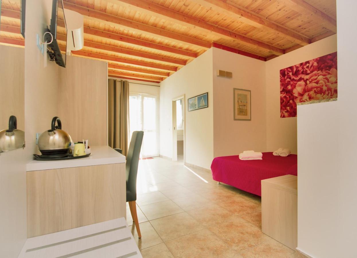 Il Sole Nel Mare - Lido Di Volano Bed & Breakfast Comacchio Dış mekan fotoğraf