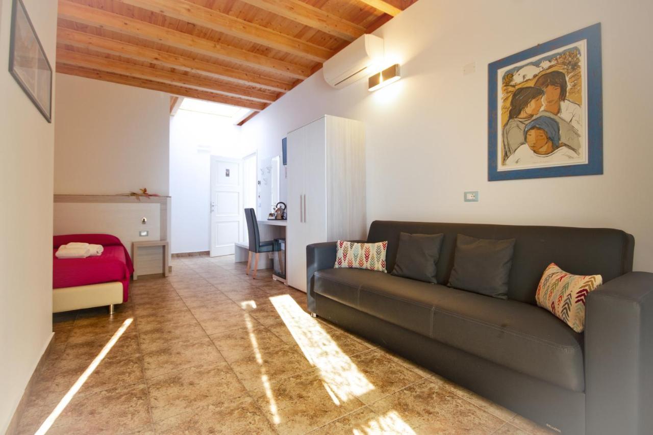 Il Sole Nel Mare - Lido Di Volano Bed & Breakfast Comacchio Dış mekan fotoğraf