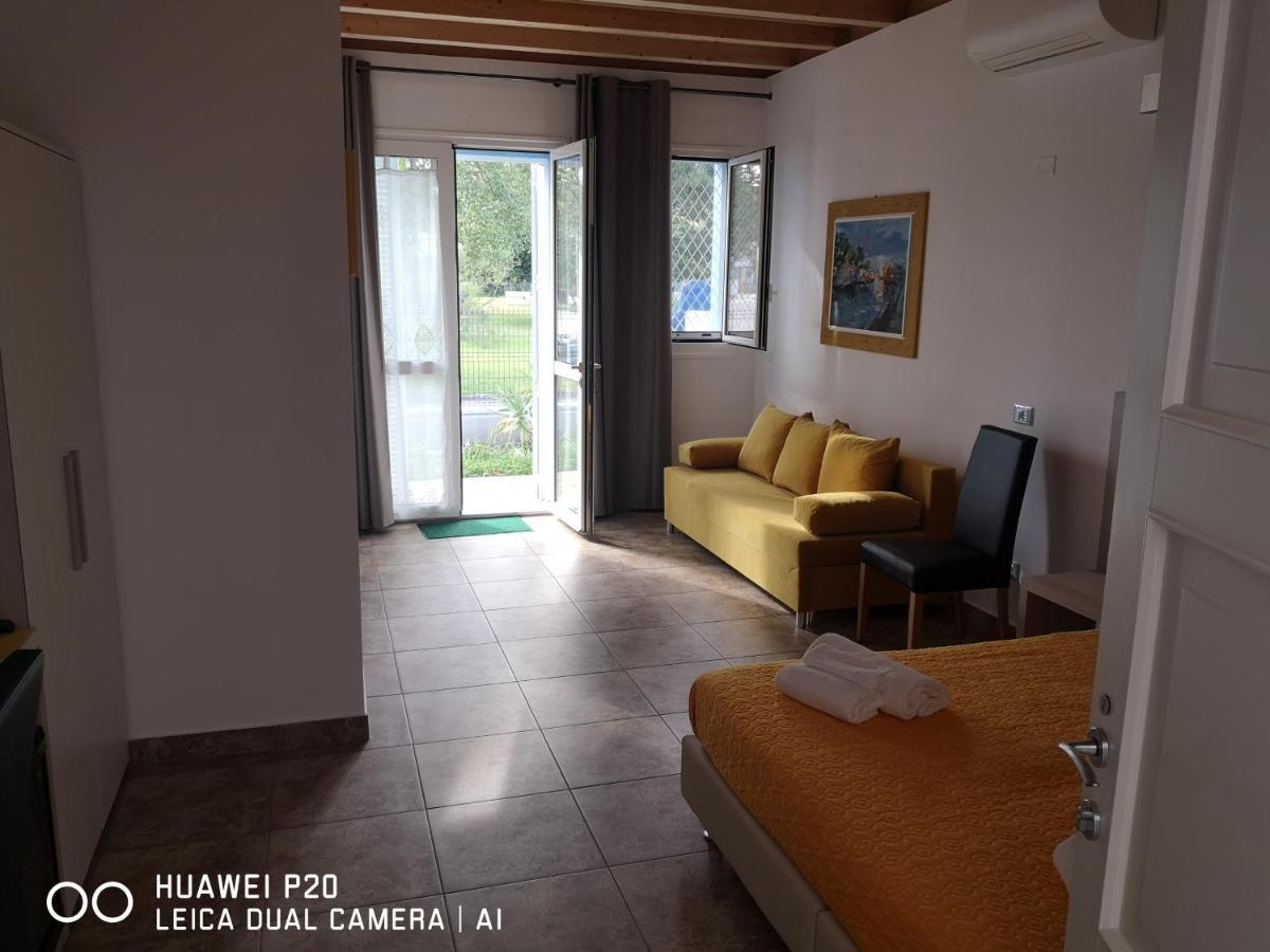 Il Sole Nel Mare - Lido Di Volano Bed & Breakfast Comacchio Dış mekan fotoğraf